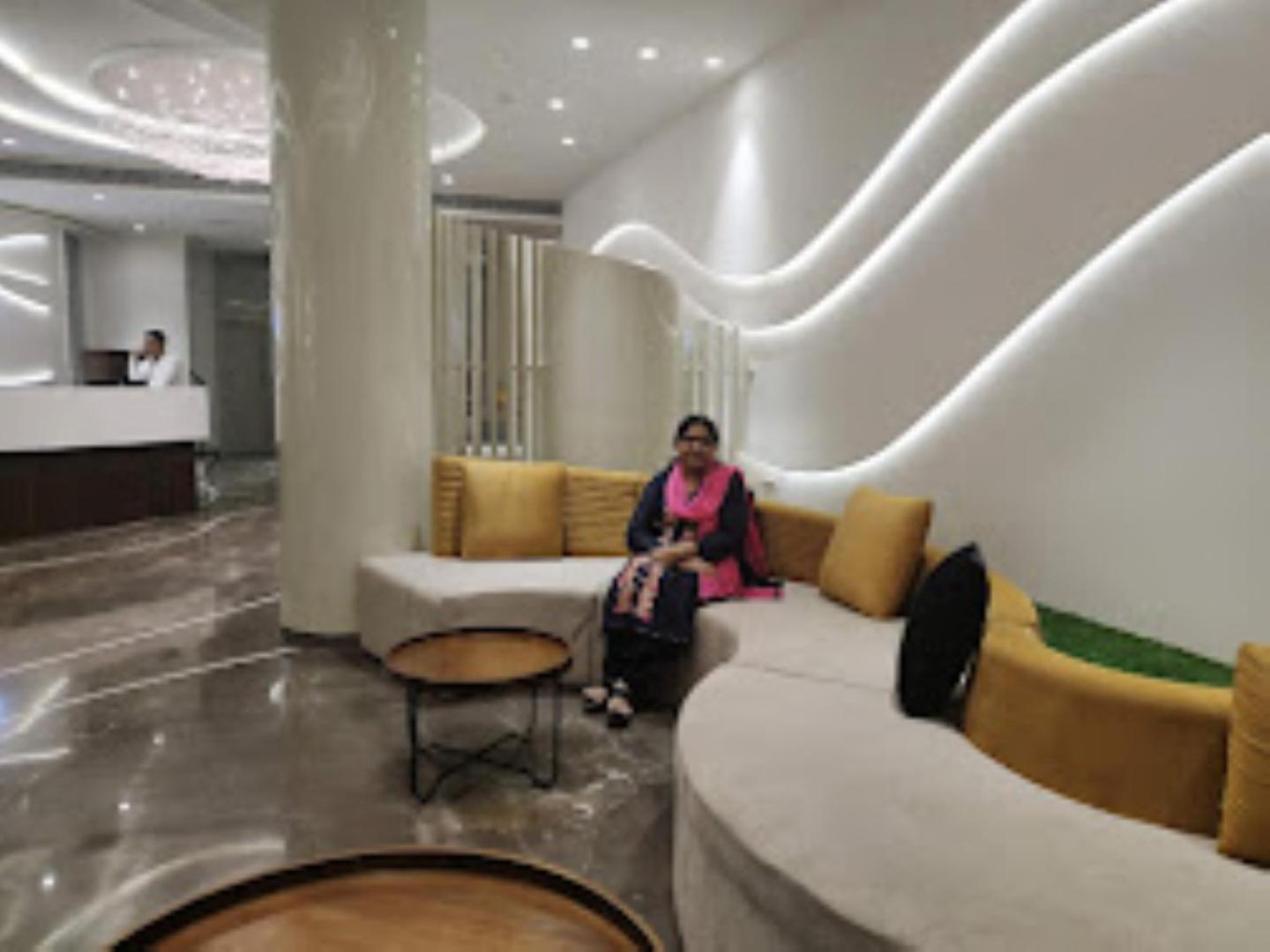 Hotel Casa Divine,Bareilly Exteriér fotografie